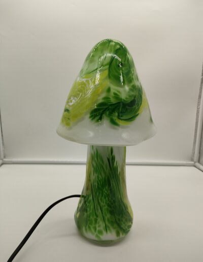 lampe champignon en cristal soufflée bouche a la petite verrerie